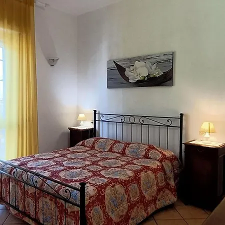 Comfy Flat Near The Torre del Lago Puccini