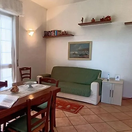 Comfy Flat Near The *