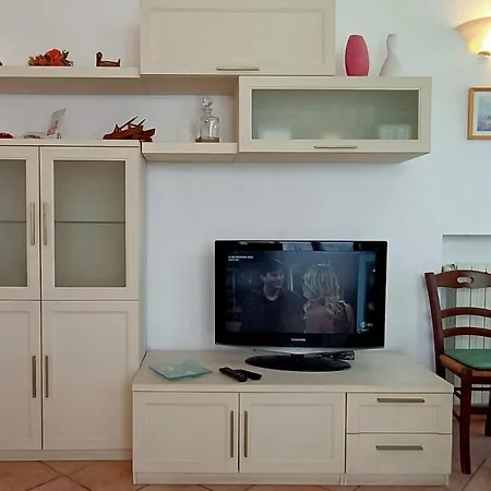 Apartment Comfy Flat Near The