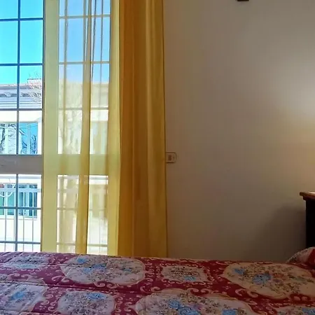 Apartment Comfy Flat Near The Torre del Lago Puccini